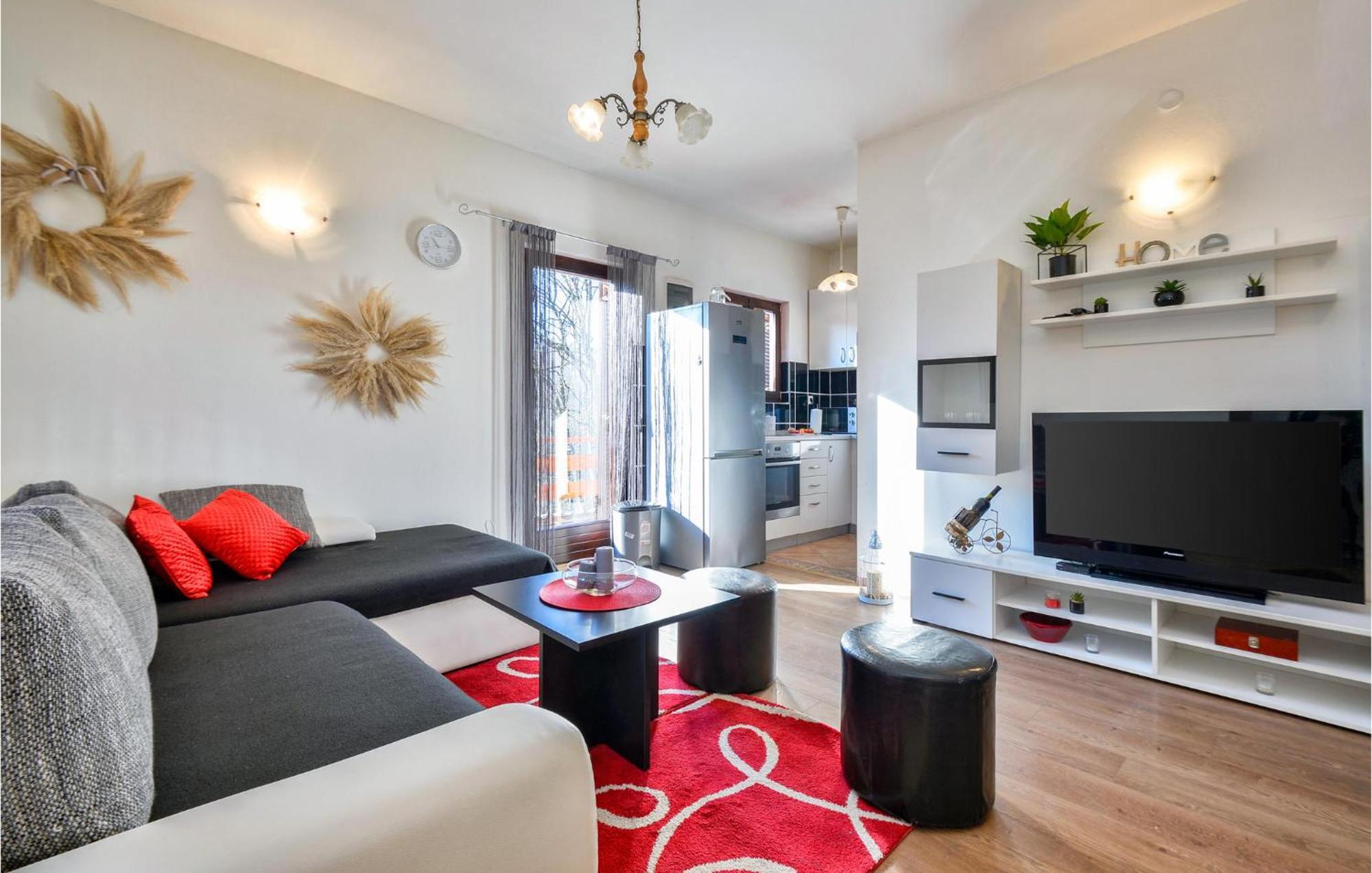 2 Bedroom Gorgeous Home In Gornje Stative Exterior foto