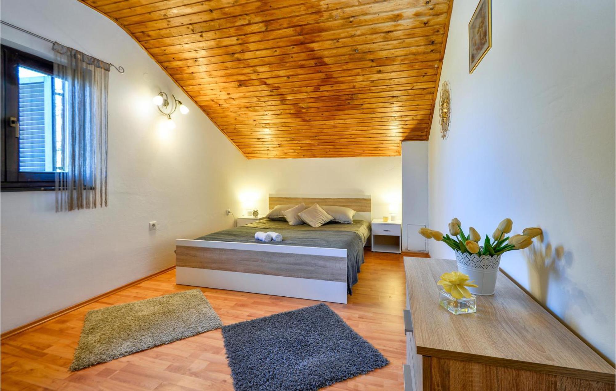 2 Bedroom Gorgeous Home In Gornje Stative Exterior foto